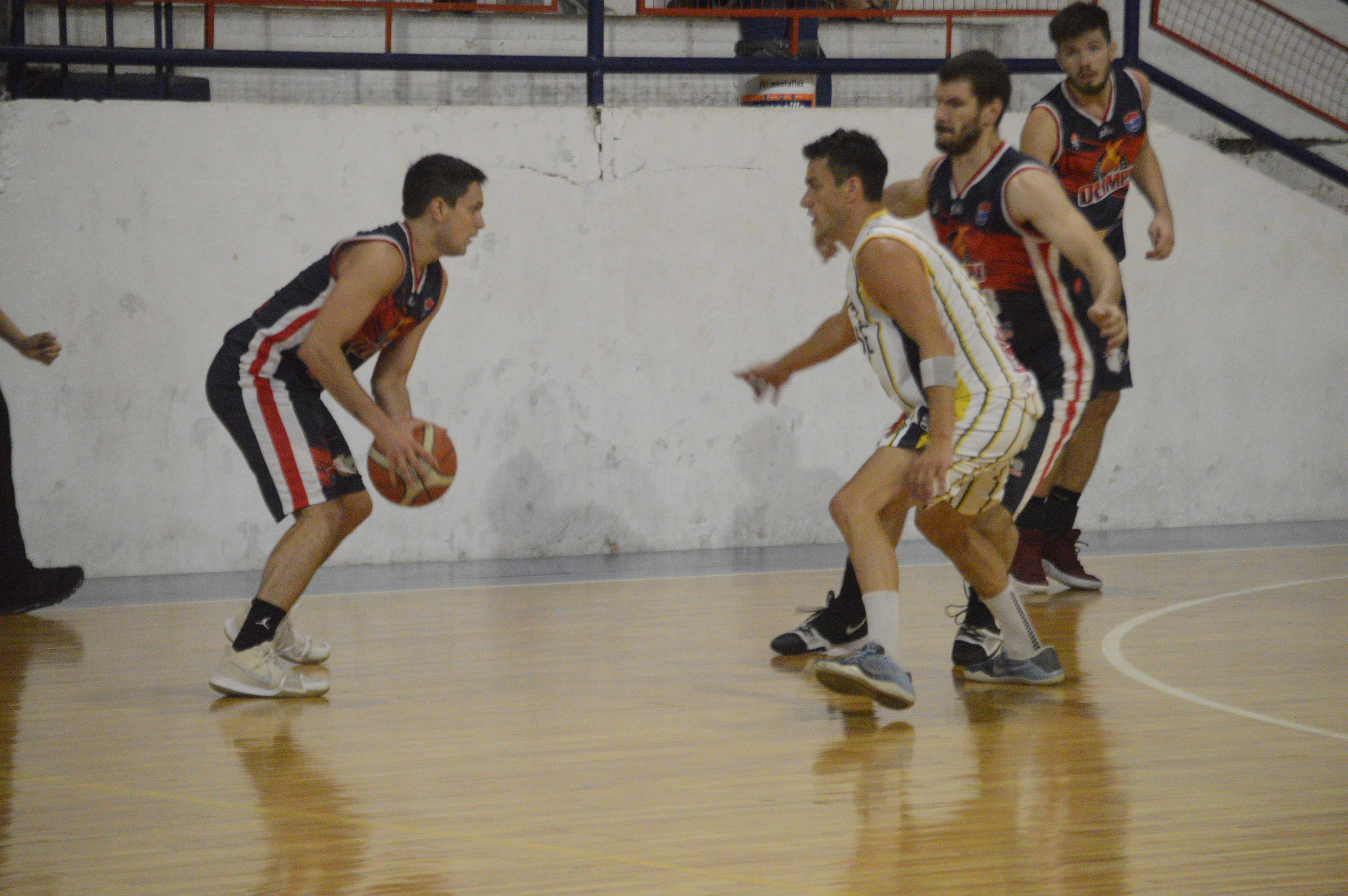 Olimpia se recuperó con un triunfo contundente