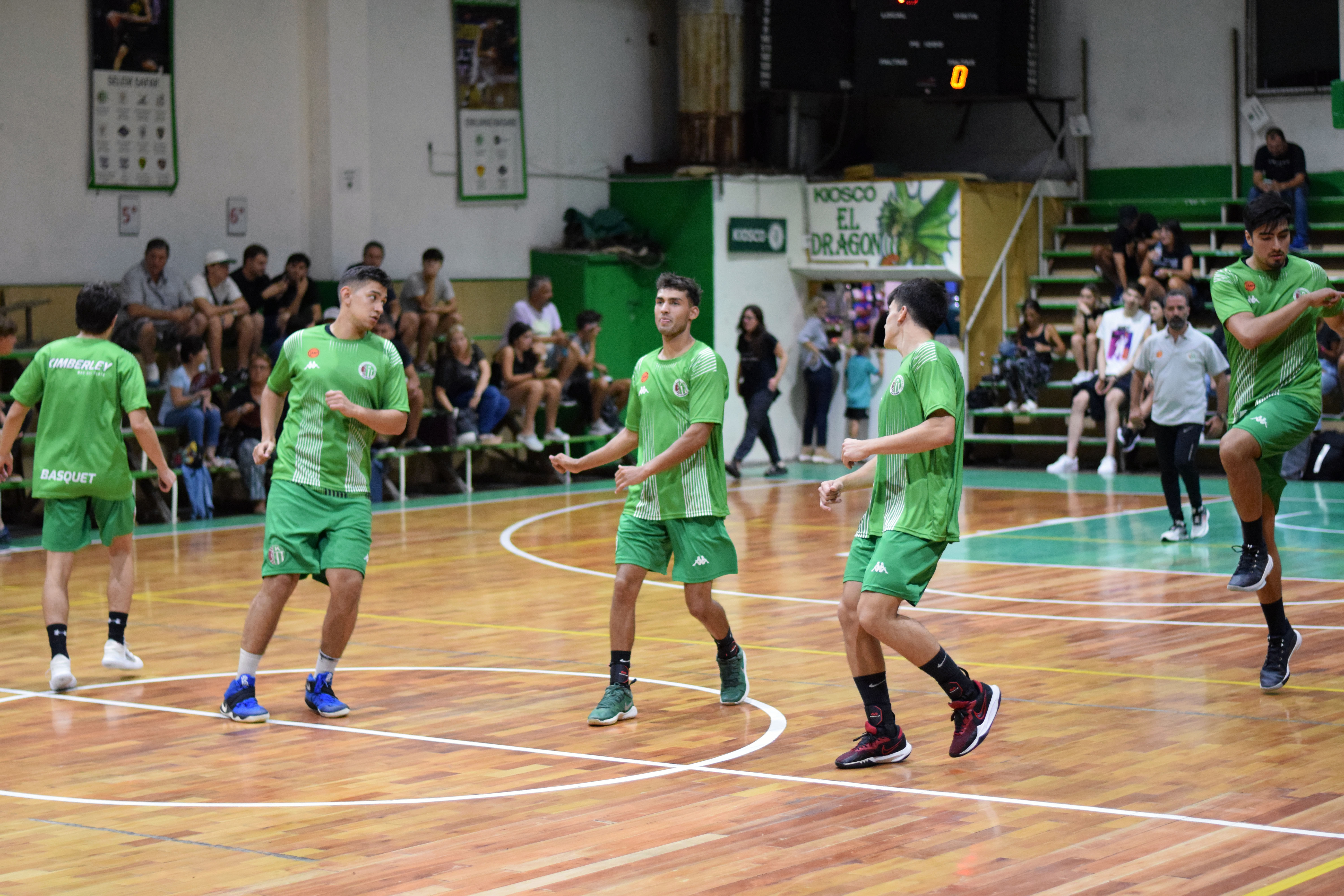 Kimberley recibe a Estudiantes de La Plata