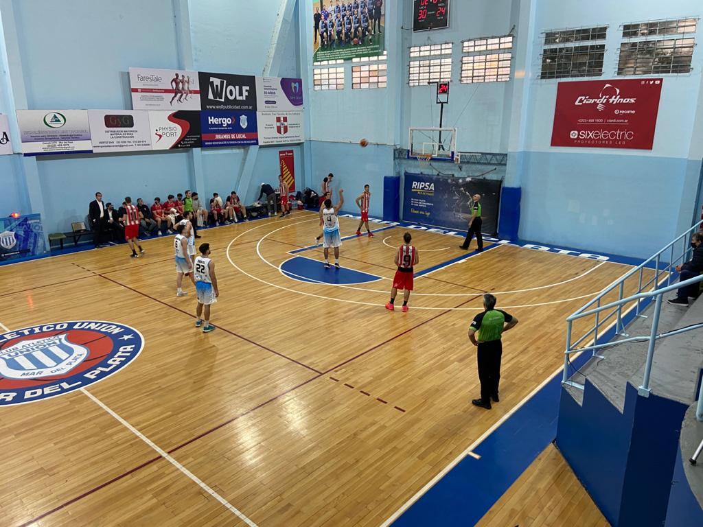 Zárate Basket derrotó al Pincha y sigue vivo